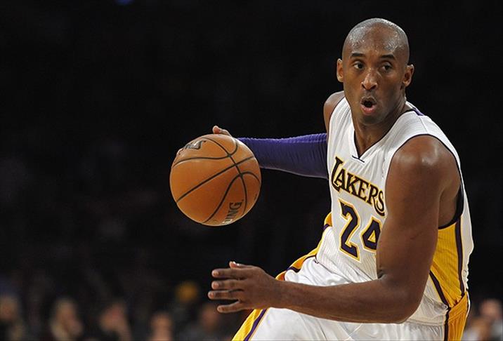 Kobe Bryant injury blow for Los Angeles Lakers