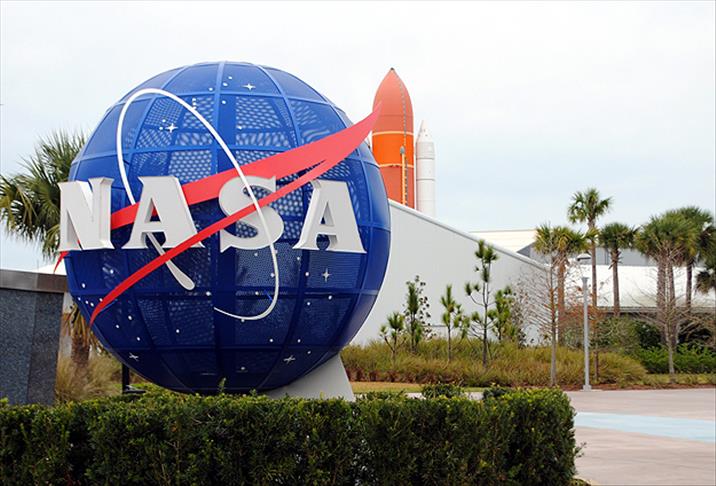 NASA "iklim değişimi gözlem uydusu" fırlattı