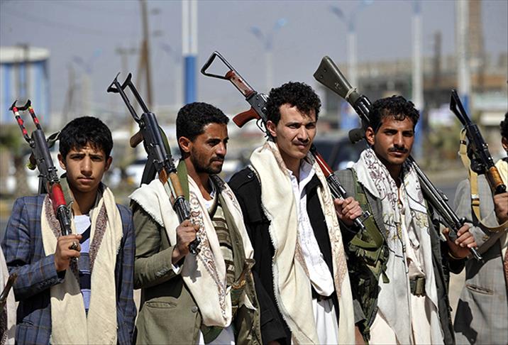 Yemen'de Husiler fotomuhabiri alıkoydu