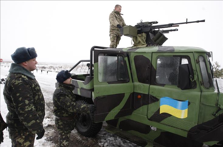 Ukraine: US mulls sending arms to Kiev