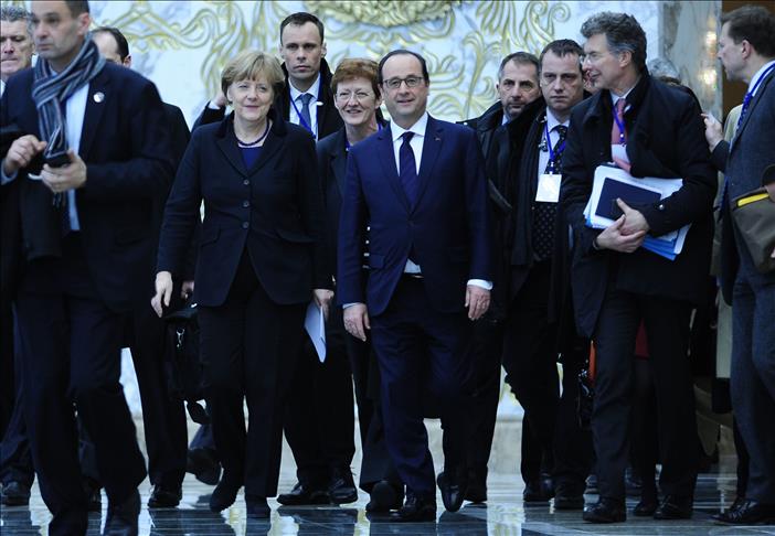 Merkel dhe Hollande vlerësojnë marrëveshjen e arritur në Minsk për zgjedhjen e krizës në Ukrainë