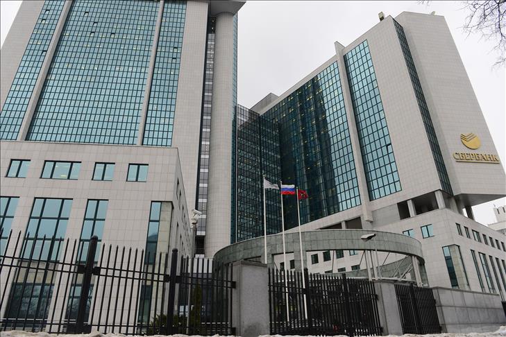 Russian banks lose $370m in a month