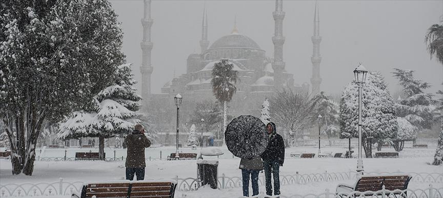 Kar yağışı Avrupa Yakası ve Boğaz'da etkili oluyor