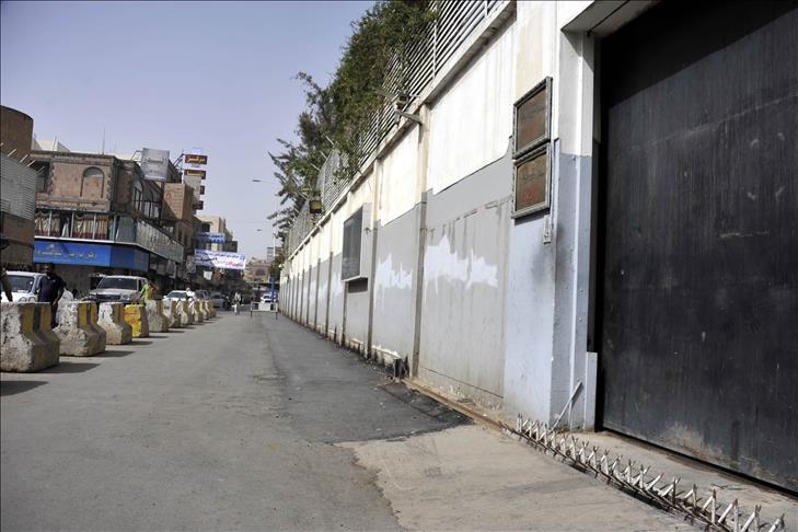 Egypt closes Yemen embassy, citing insecurity
