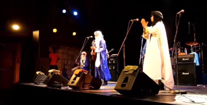 Mali: Musiques et langues africaines chantent la paix à Bamako