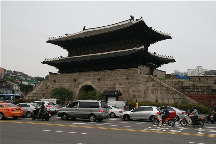 Gunman kills three in South Korea gun spree