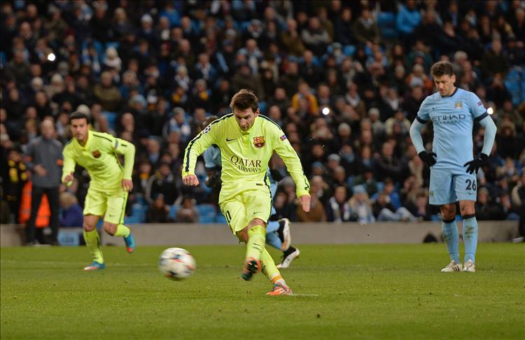 Barcelona topple Manchester City 2-1 in England