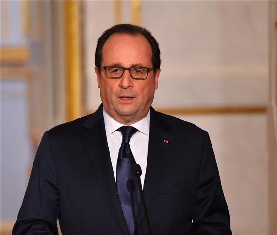 Hollande condamne la visite de la délégation parlementaire française en Syrie