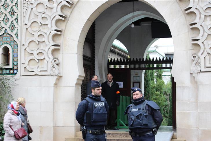 France: Un an de prison ferme pour avoir jeté une grenade contre une mosquée