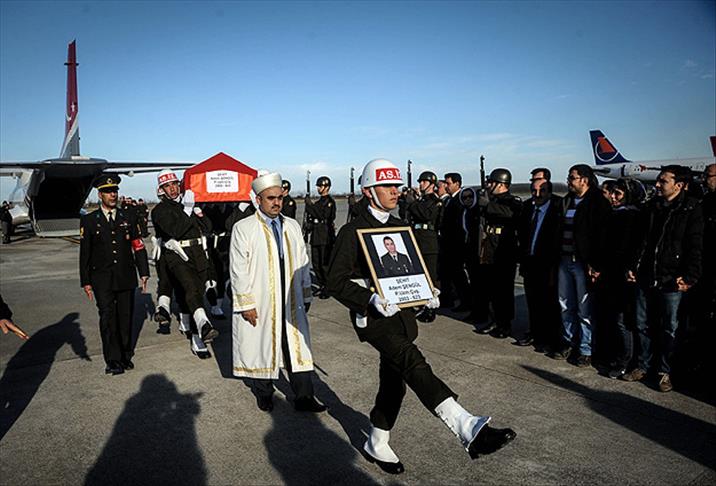 Şehit askerin cenazesi Samsun'a getirildi