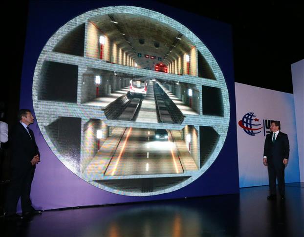 Turkish PM presents Istanbul sea tunnel mega project