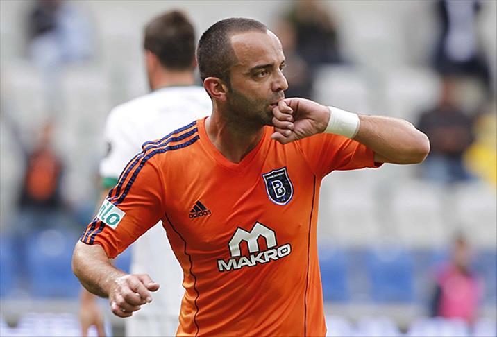 Semih atıyor İstanbul Başakşehir kazanıyor