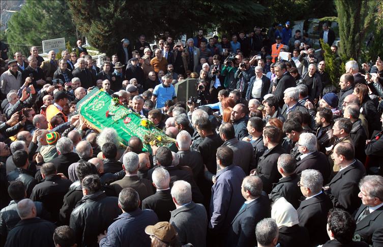 Funérailles du romancier turc Yasar Kemal