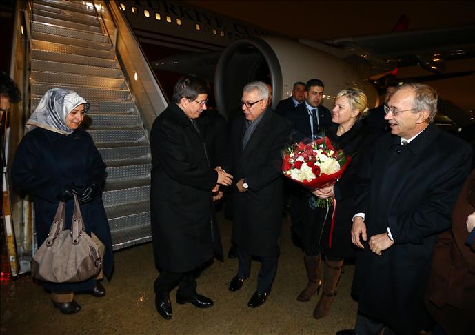 Turkish PM lands in New York