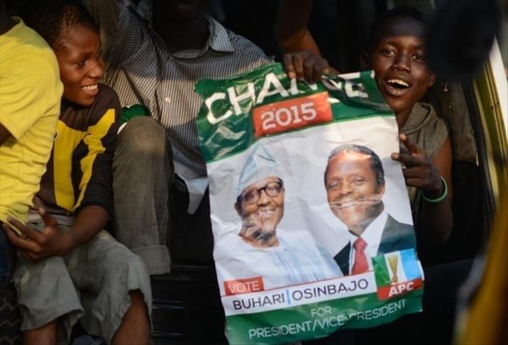 Despite protest, Nigeria to use vote-card readers‏