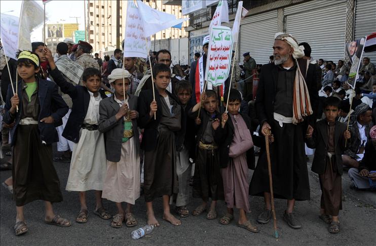 Houthis ask Iran to establish cultural centers in Yemen