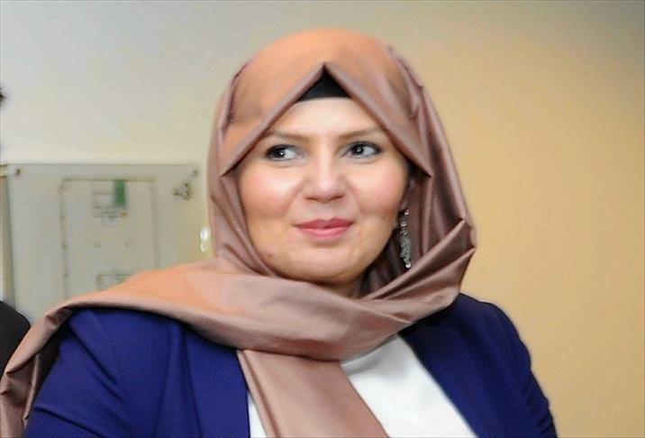 Muslim woman to sue after humiliation in French airport