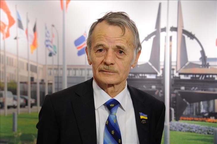 Crimean Tatar leader wants arms for Ukraine forces