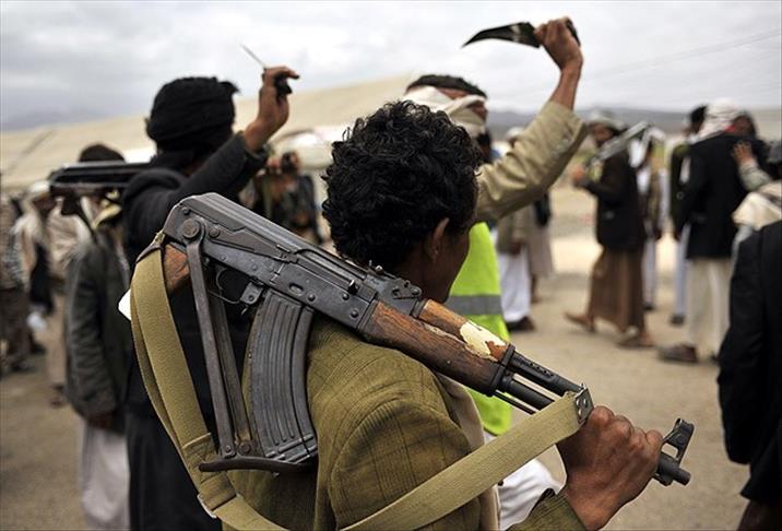 Houthi gunmen take control of airport in Yemen's Taizz