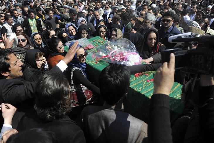 Des centaines d'Afghans manifestent contre le lynchage de la jeune Fakhunda