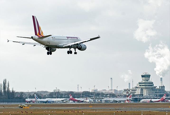 Un avion A320 de la compagnie Germanwings s'écrase avec 142 passagers à bord