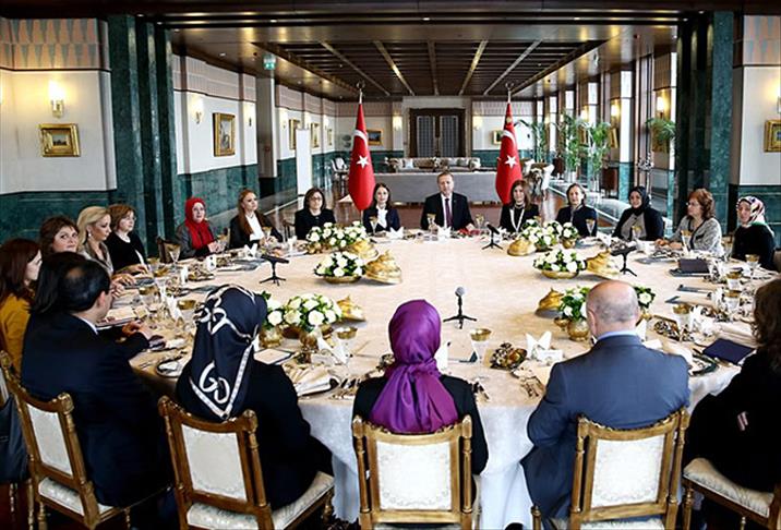 "Kadına yönelik şiddet" konuşuldu
