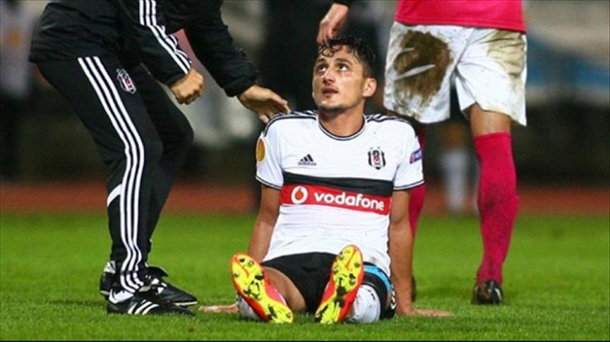 Football: Besiktas striker injured again