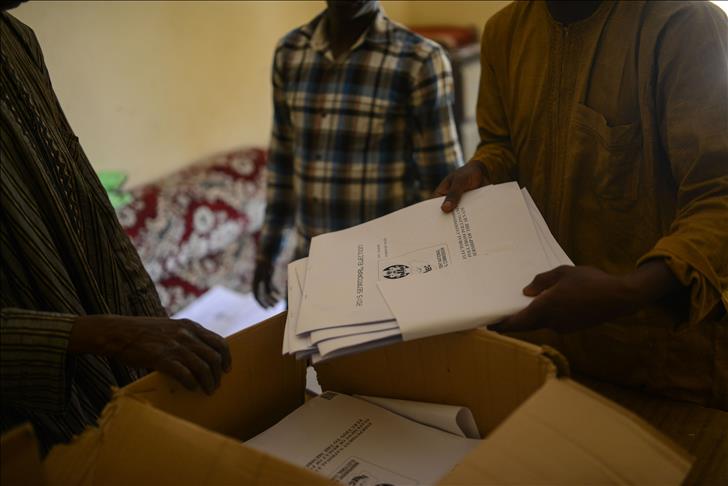 Accreditation begins as Nigeria votes in presidential polls