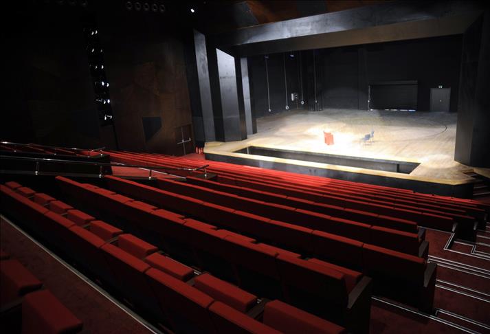 Bénin: Alougbine, l'esthète qui rêve d'un "théâtre démocratisé"
