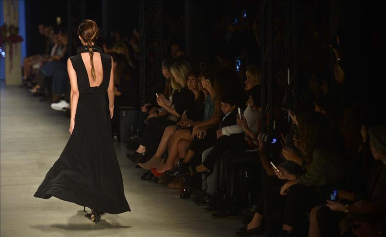 La France interdit les mannequins trop maigres