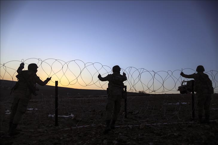 Syria: Assad regime losing control of border crossings