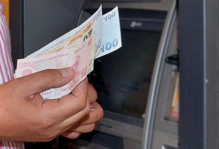 Emeklilere seyyanen zam Meclis'ten geçti