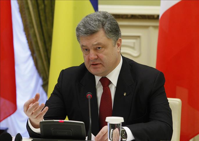 Ukraine president to discuss peacekeeping force