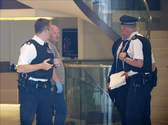 UK police hunt gang after $300m London heist