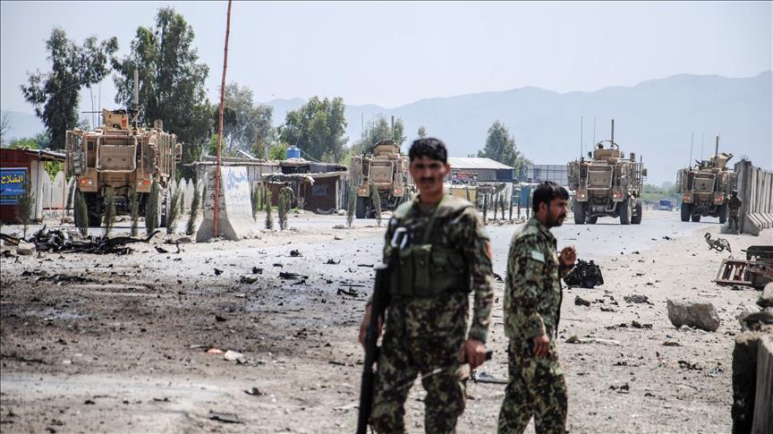 Afghanistan: 4 dead as suicide bomber targets US convoy