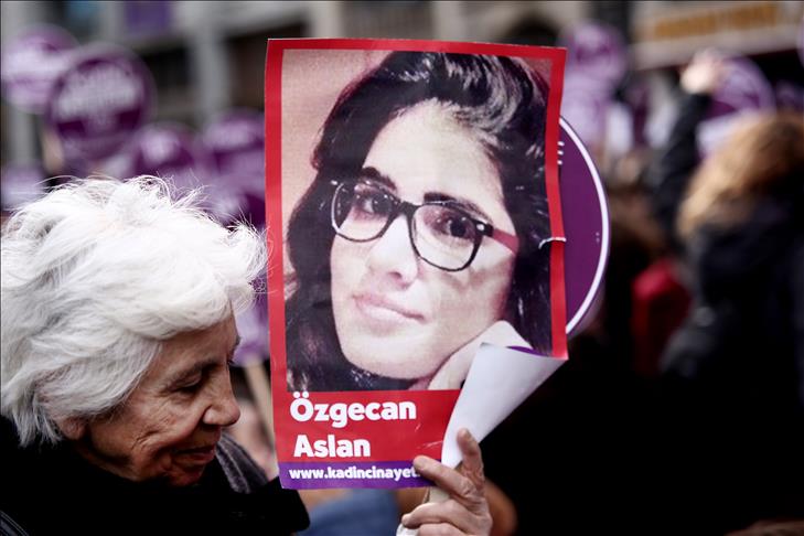 Turkish court accepts indictments in Ozgecan Aslan case