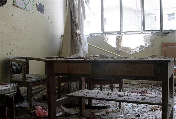 'Children among dead' in air raid on Aleppo school