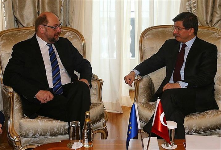 Turkish PM talks with EU's Schulz over Armenian resolution