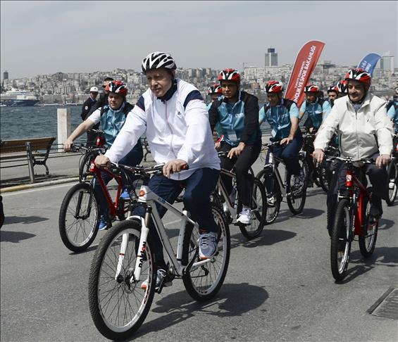 Turkey's president encourages cycling to improve health