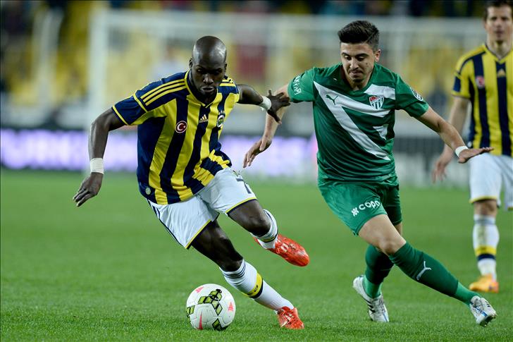 Fenerbahce take lead in Turkish league