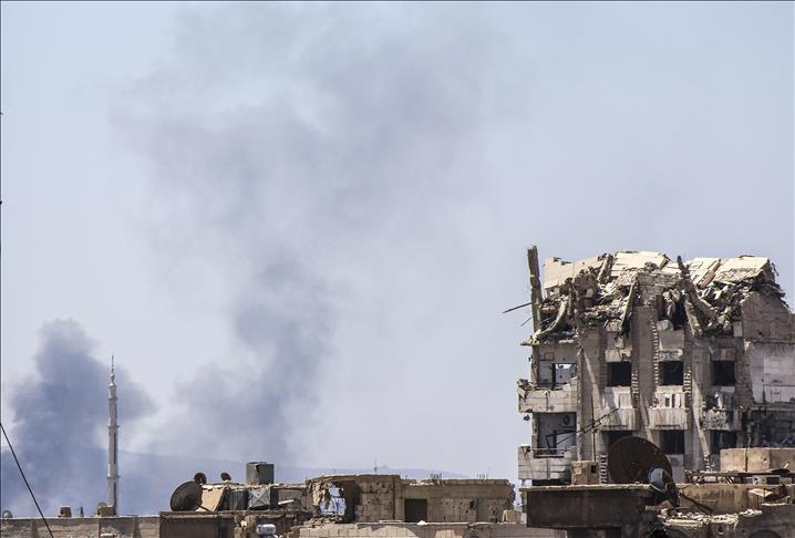 Regime airstrikes kill 30 people in northern Syria
