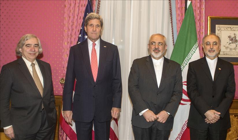 Zarif, Kerry to discuss removal of Iran sanctions