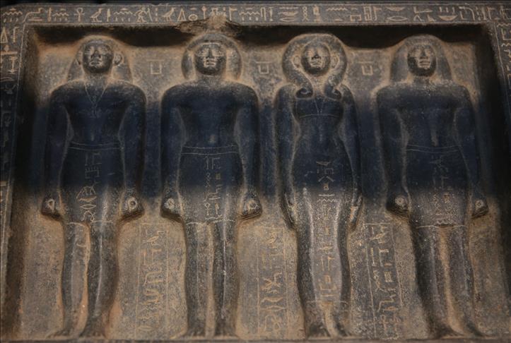 Egypte: Découverte d’une partie de la statue du pharaon Sahourê