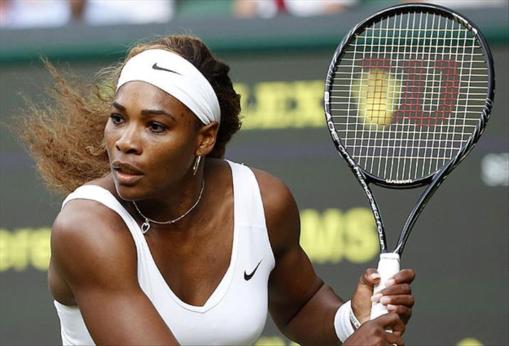 Serena Williams zirveyi bırakmıyor