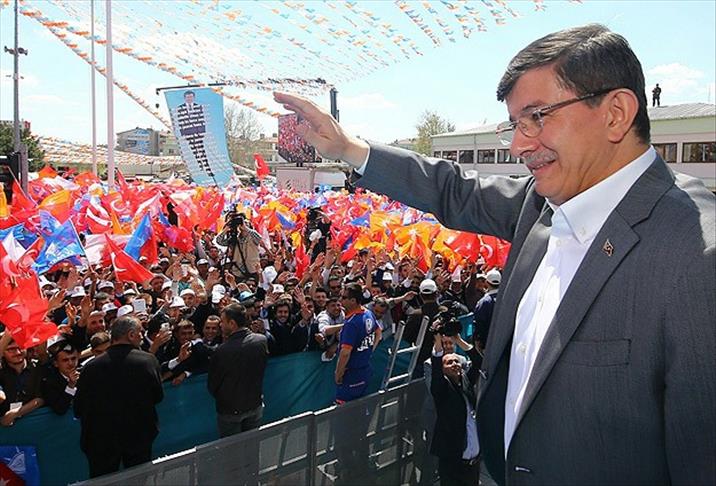 Turkey PM chides opposition analogy of Taksim to Kaaba