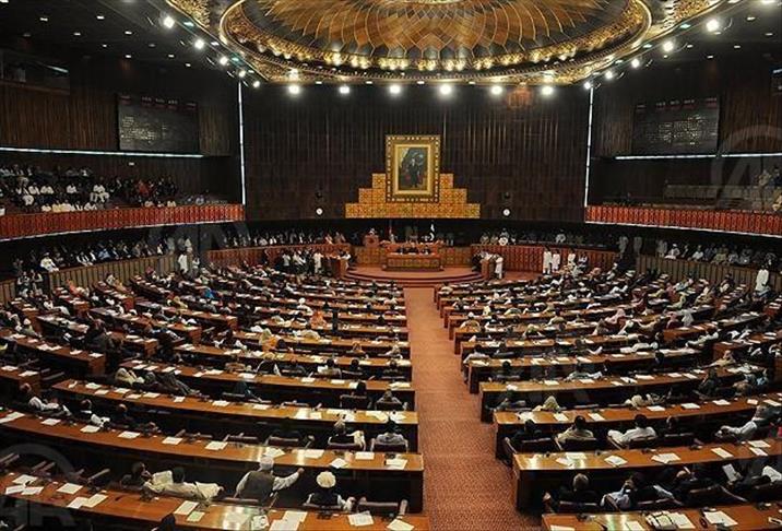 Saudis turn to religion to bend Pakistan's Yemen policy