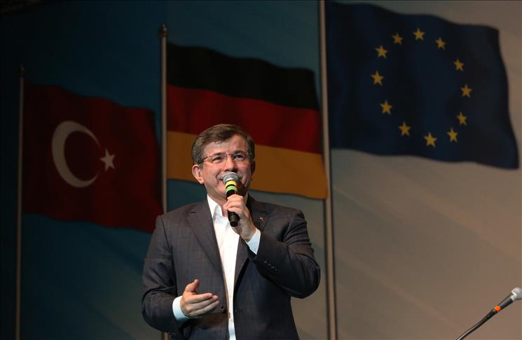 PM Davutoglu 'concerned' over xenophobic attacks in Europe