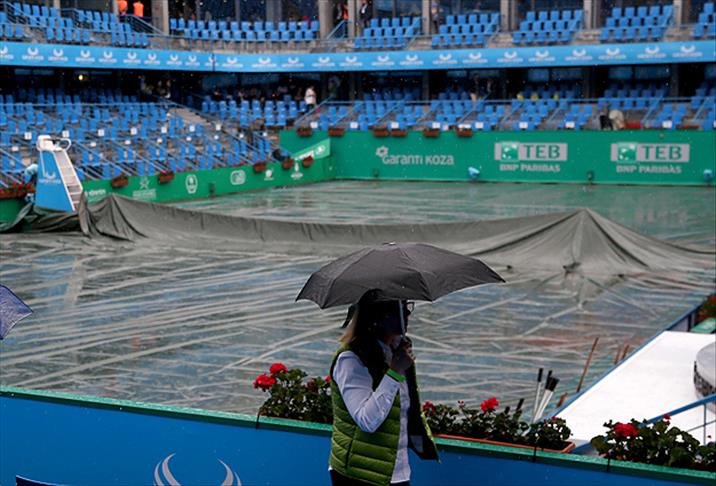 İstanbul Open finaline yağmur engeli