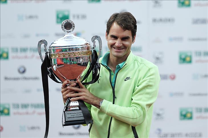 Roger Federer wins Istanbul Open