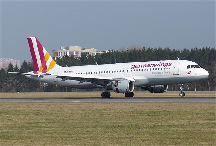 Germanwings co-pilot 'practiced descent' before crash